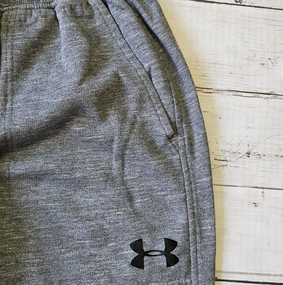Under Armour Grey Jogger Sweatpants Size Small - Picture 3 of 7